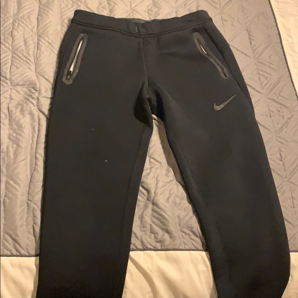 Nike tech fleece pants